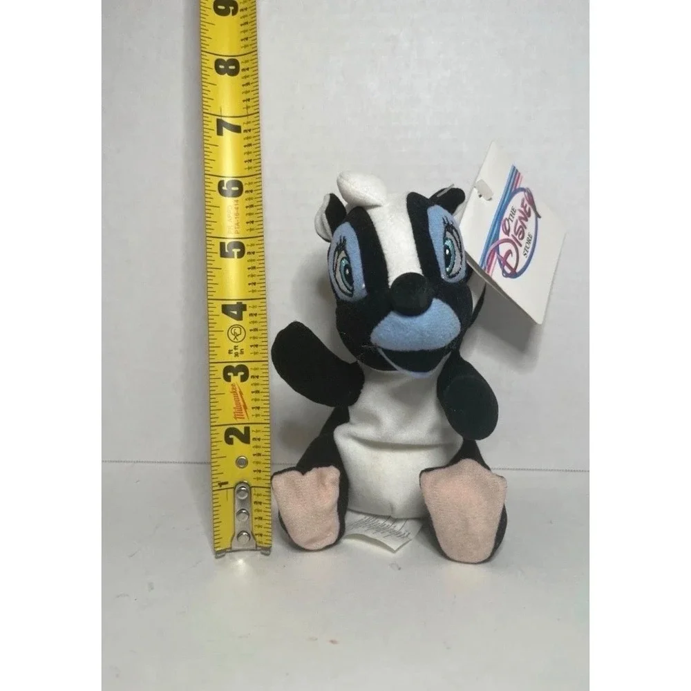 Disney Store Bambi Flower Skunk Plush Bean Bag Stuffed Animal Toy NWT 7 Inch